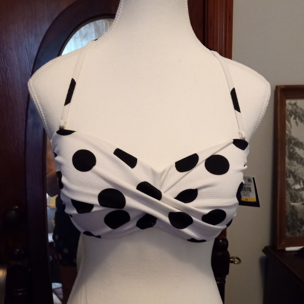 🌞Polka Dots Bikini Top Size M